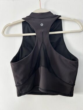 LULULEMON Cropped Tank Black Sz 6 Padding Included Long Line Gym Athletic Sport